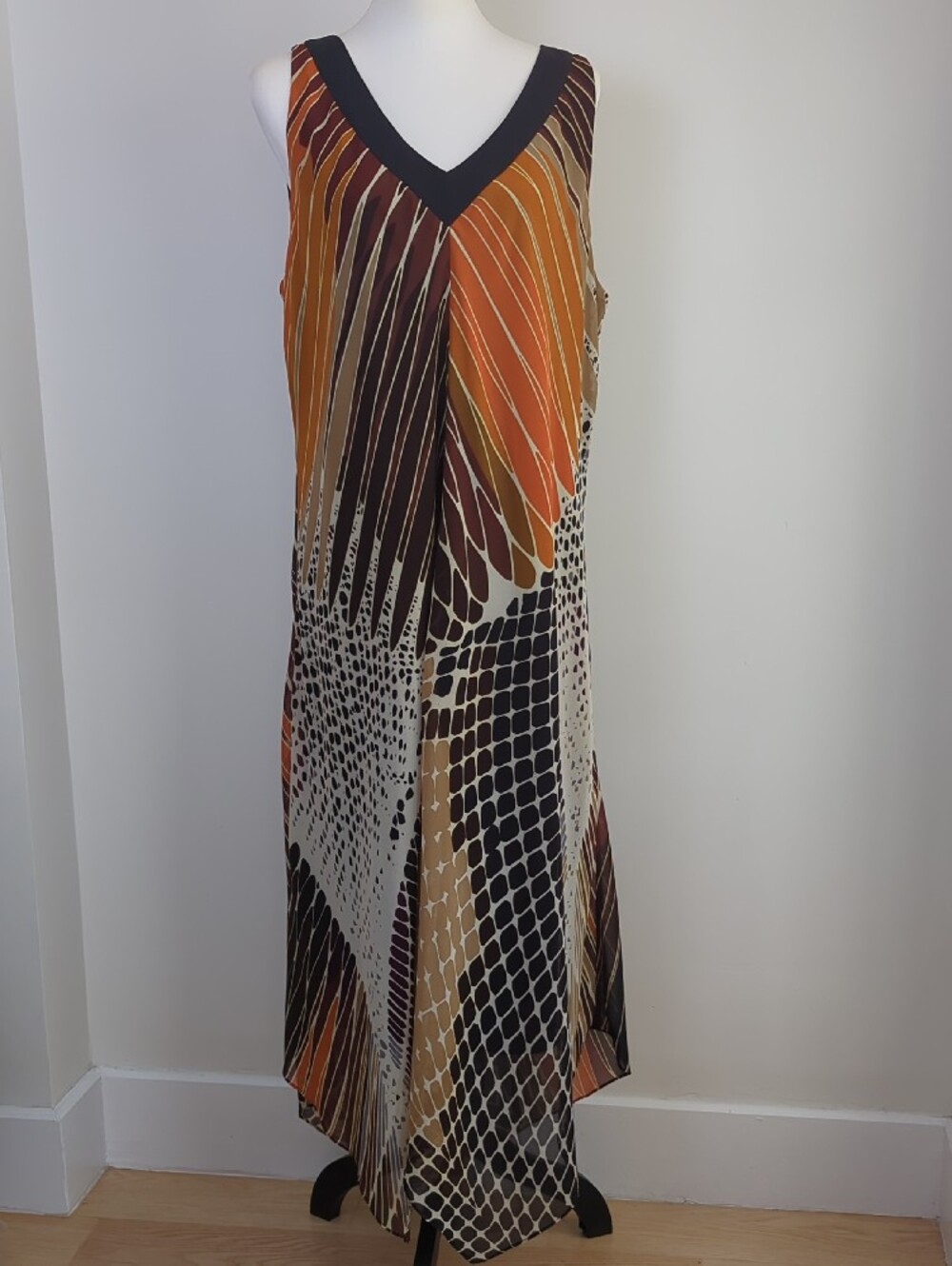 Donna Morgan Abstract Geometric Asymmetric V-Neck Maxi Dress SIZE 16